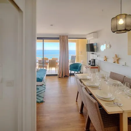 Upstays Sea View Terrace Pool 40m2 Appartement